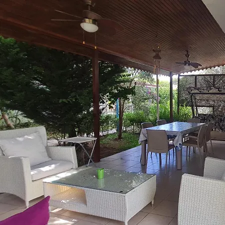 Triblex I Private I Walking Distance To The Sea 300 Meters Side